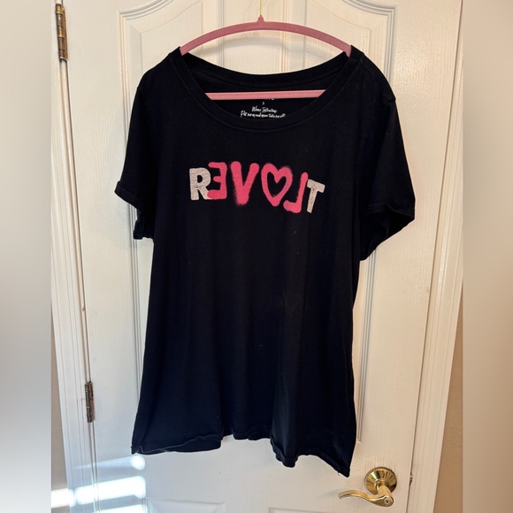torrid Tops - Torrid Black Love Revolt 100% Cotton T-Shirt Oversized Women’s Size 3 or 3X